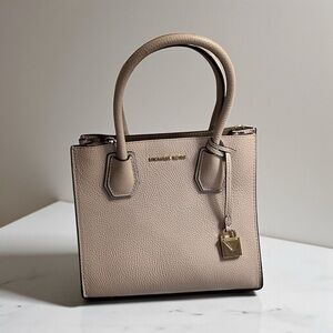 Michael Kors Blush Pink Mercer tote